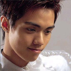 我半夜脱妹妹内裤视频
